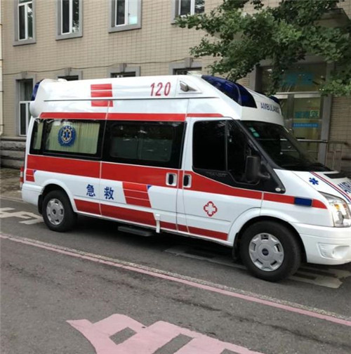 龙圩选择我们的救护车出租,开启安心转院之旅